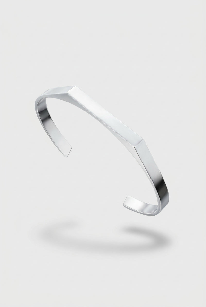 Silver Cuff Unisize on a light gray background