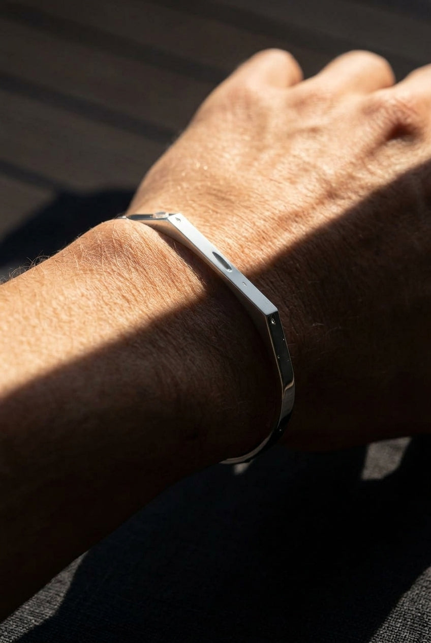 Silver Cuff Unisize on a models arm